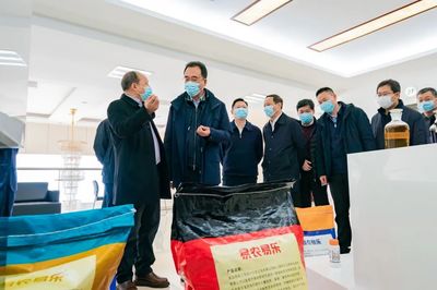 聆听农业企业“急难愁盼”,张国坤一行赴奉贤开展“促发展、保安全”大走访、大排查